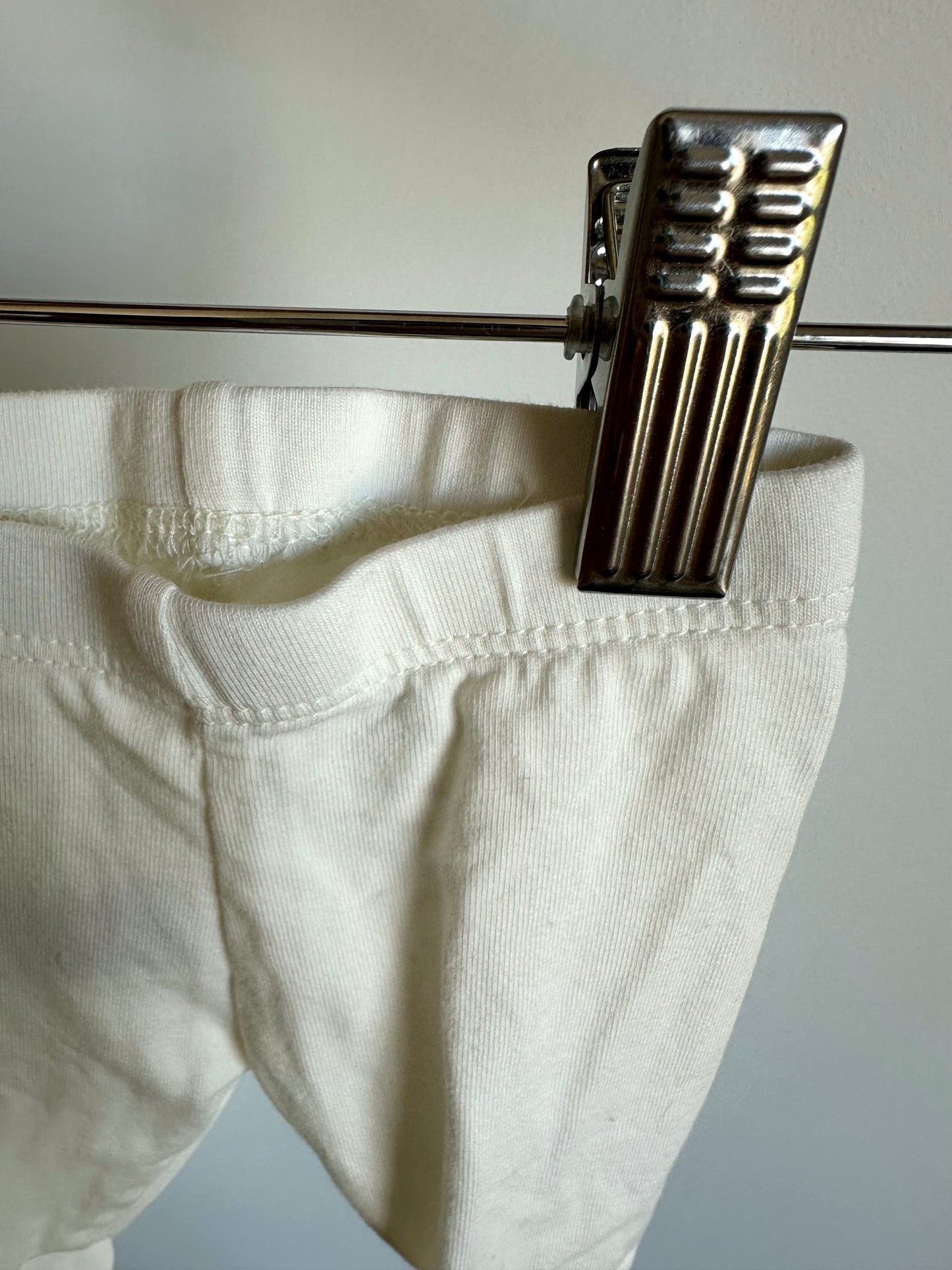 Cream Organic Newborn Leggings / 0m