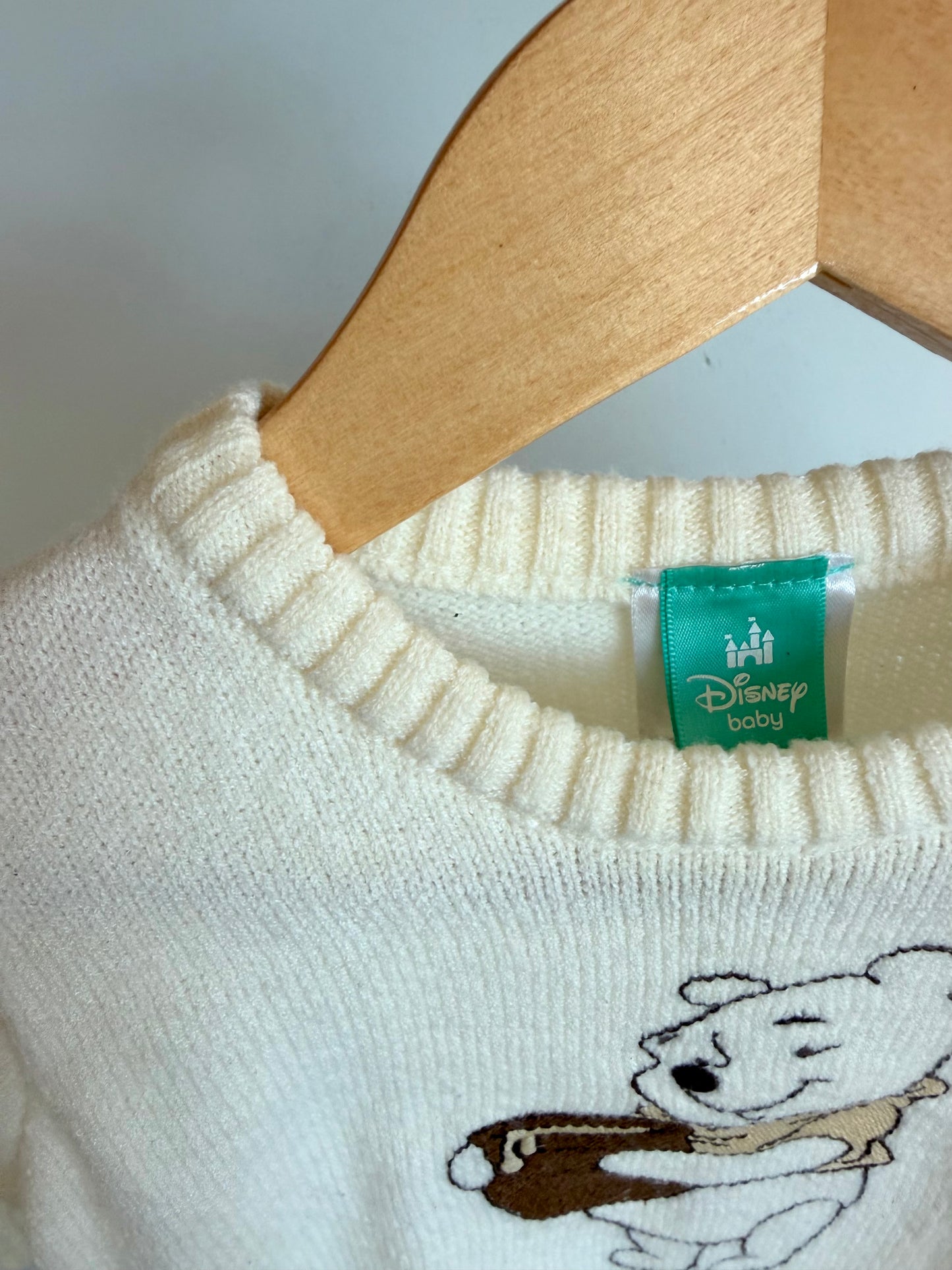 Winnie the Pooh Sweater / 12m
