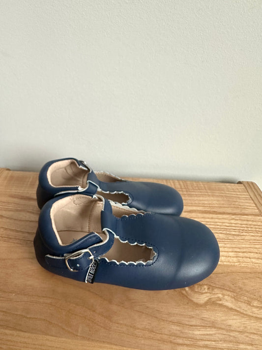 Little Moccs Navy Scalloped Sandals (In package) / Size 10 Toddler
