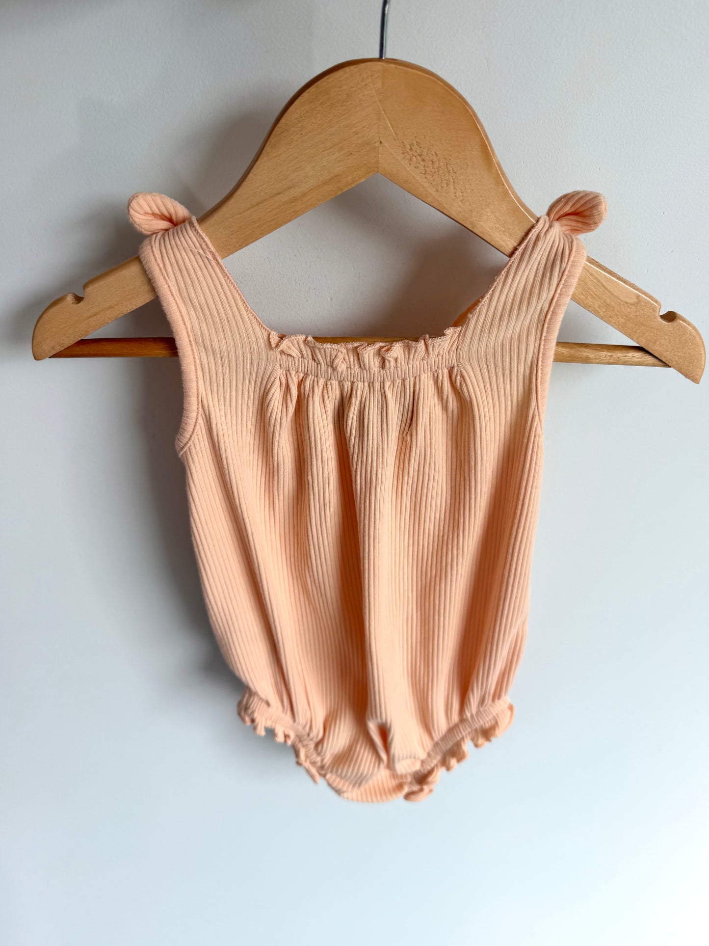 Peach Ribbed Bubble Romper / 3-6m