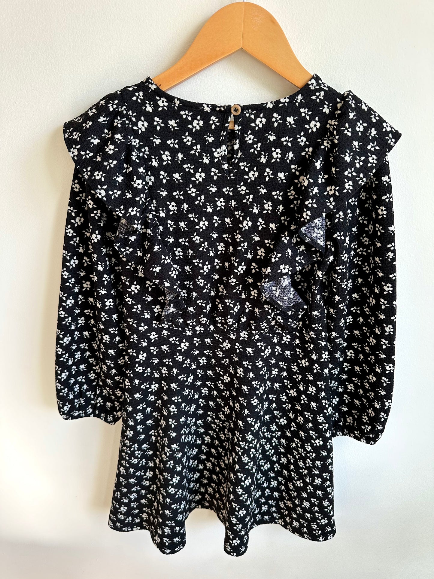 Black Floral Dress / 8 years