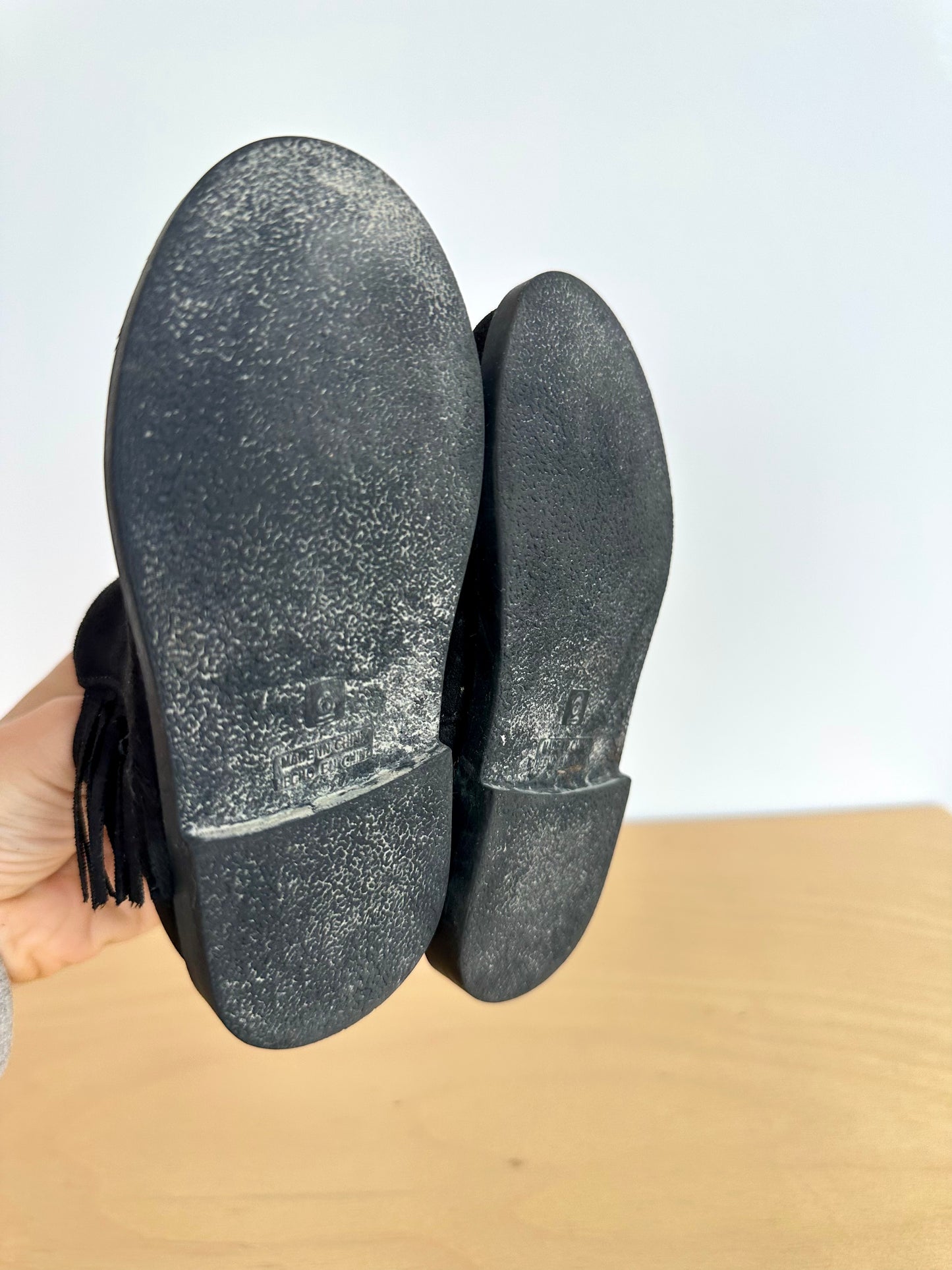 Black Fringe Suede Ankle Boots / Size 6 Toddler