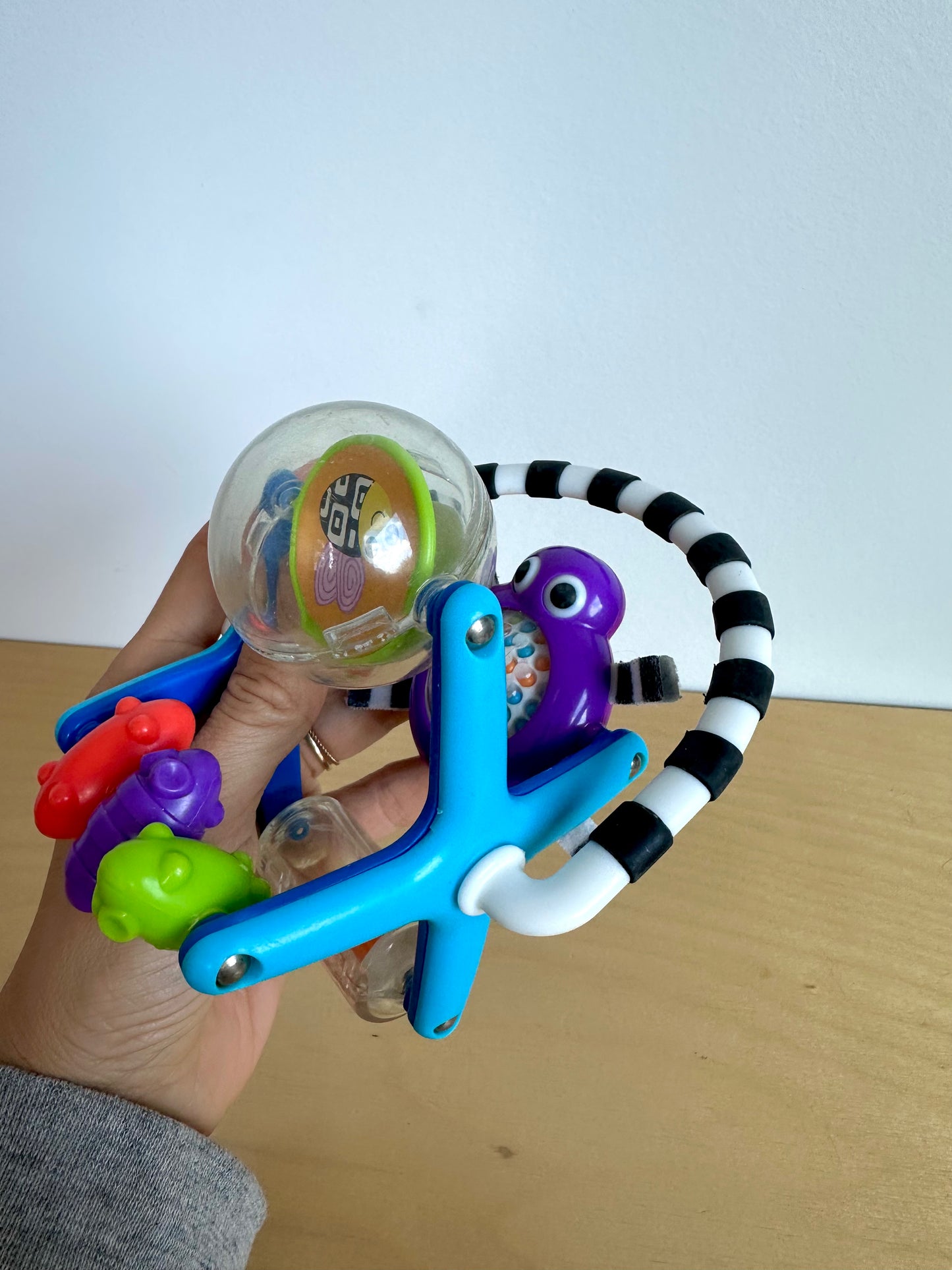 Spinning Grab Toy