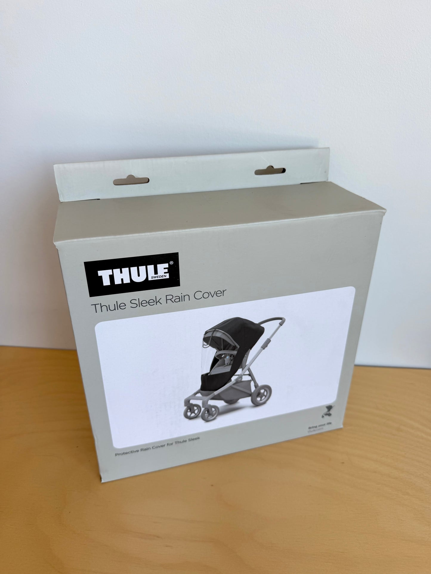 Thule Sleek Rain Cover (In Box-No Shipping)