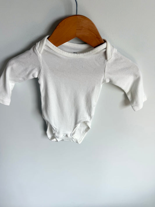 H&M White Bodysuit / 1-2m
