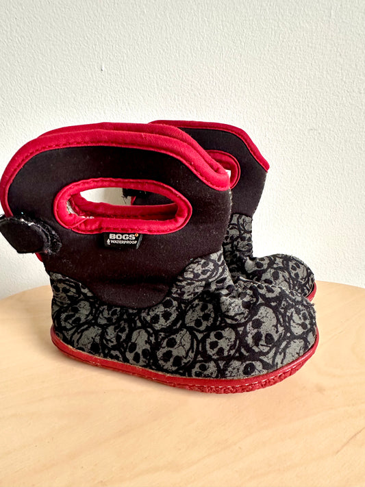 Bogs Skull Boots / Size 6 Toddler Footwear (PLAY)?