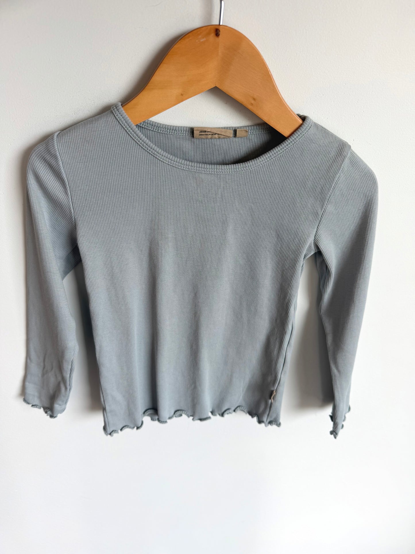 Wheat Wavy Hem Dusty Blue Top / 4T
