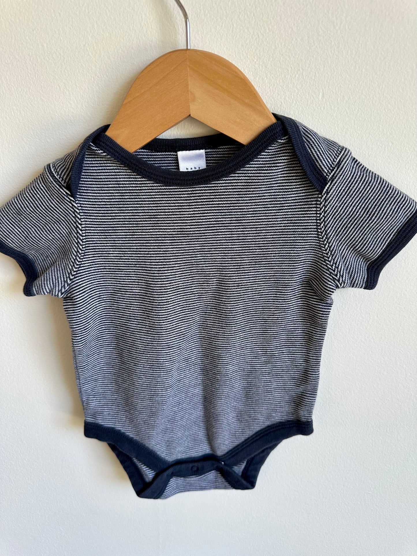 Gap Blue Stripe Bodysuit / 3-6m