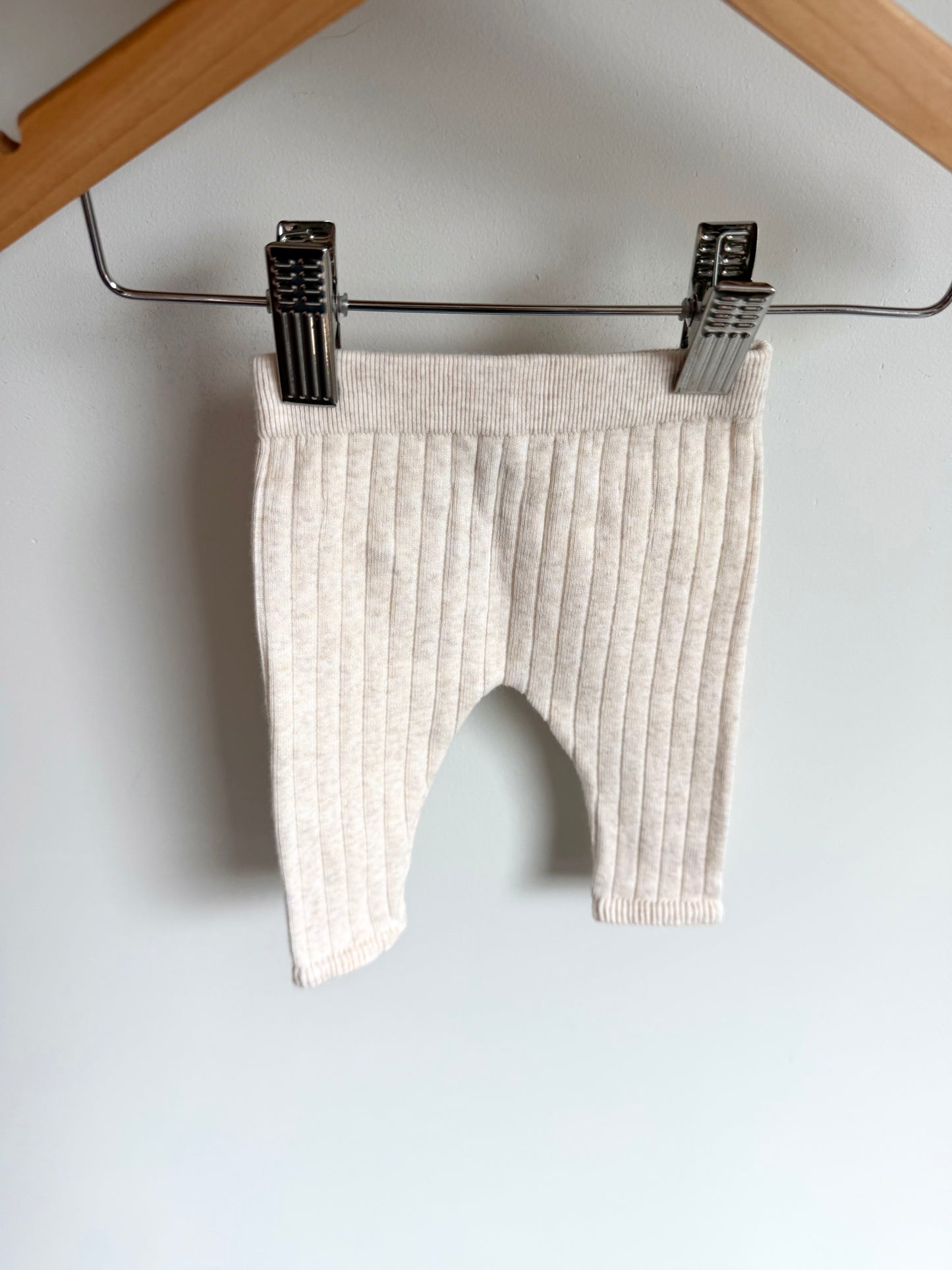Cream Ribbed Leggings / 0-3m
