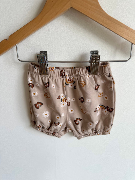 Tan Butterfly Peace Shorts / 3m