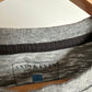 Grey T-shirt / 5-6 years