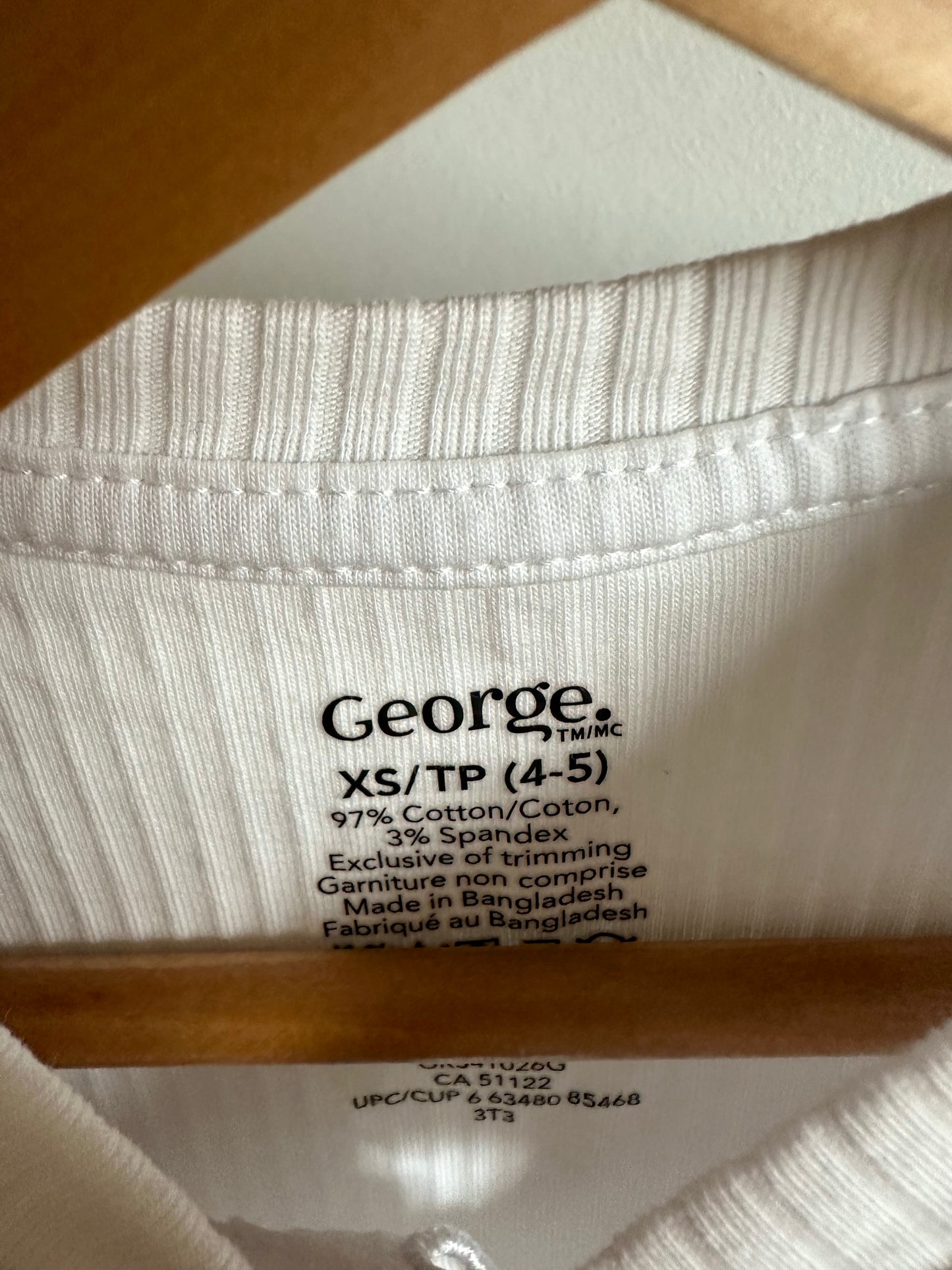 Cream Rib T-shirt with Heart / 4T