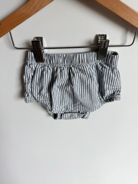Gap Pin Stripe Shorties / 6-12m