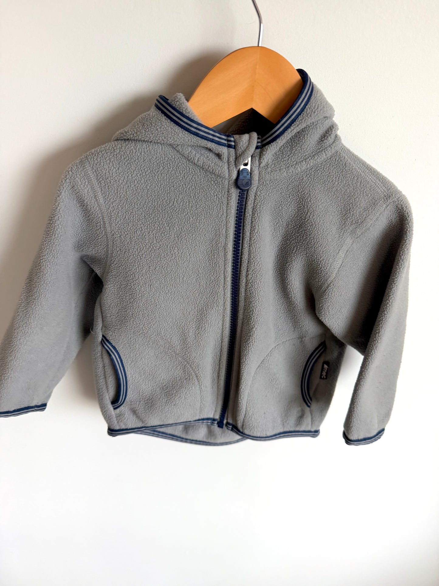 MEC Blue Trim Hood Sweater / 3T