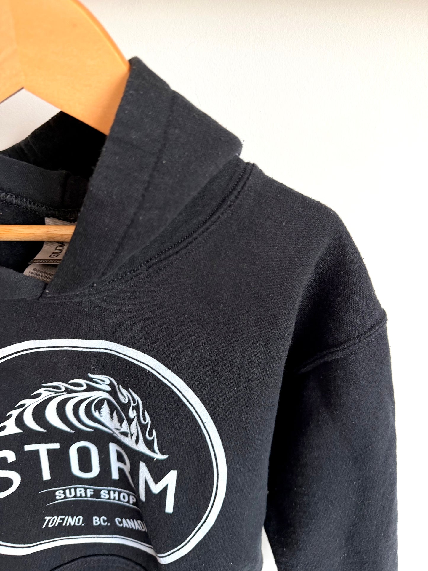 Storm Surf Tofino Black Hoodie / 3T?