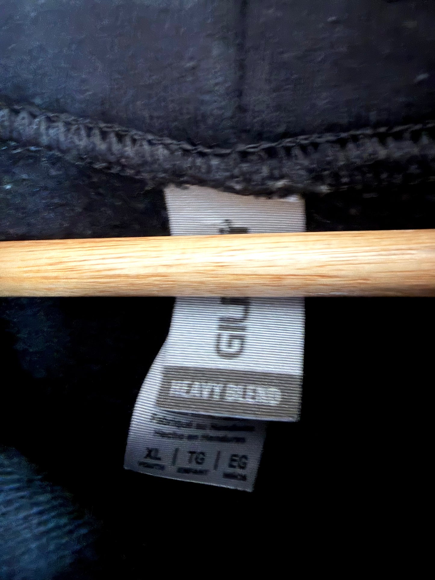 Storm Surf Tofino Black Hoodie / 3T?