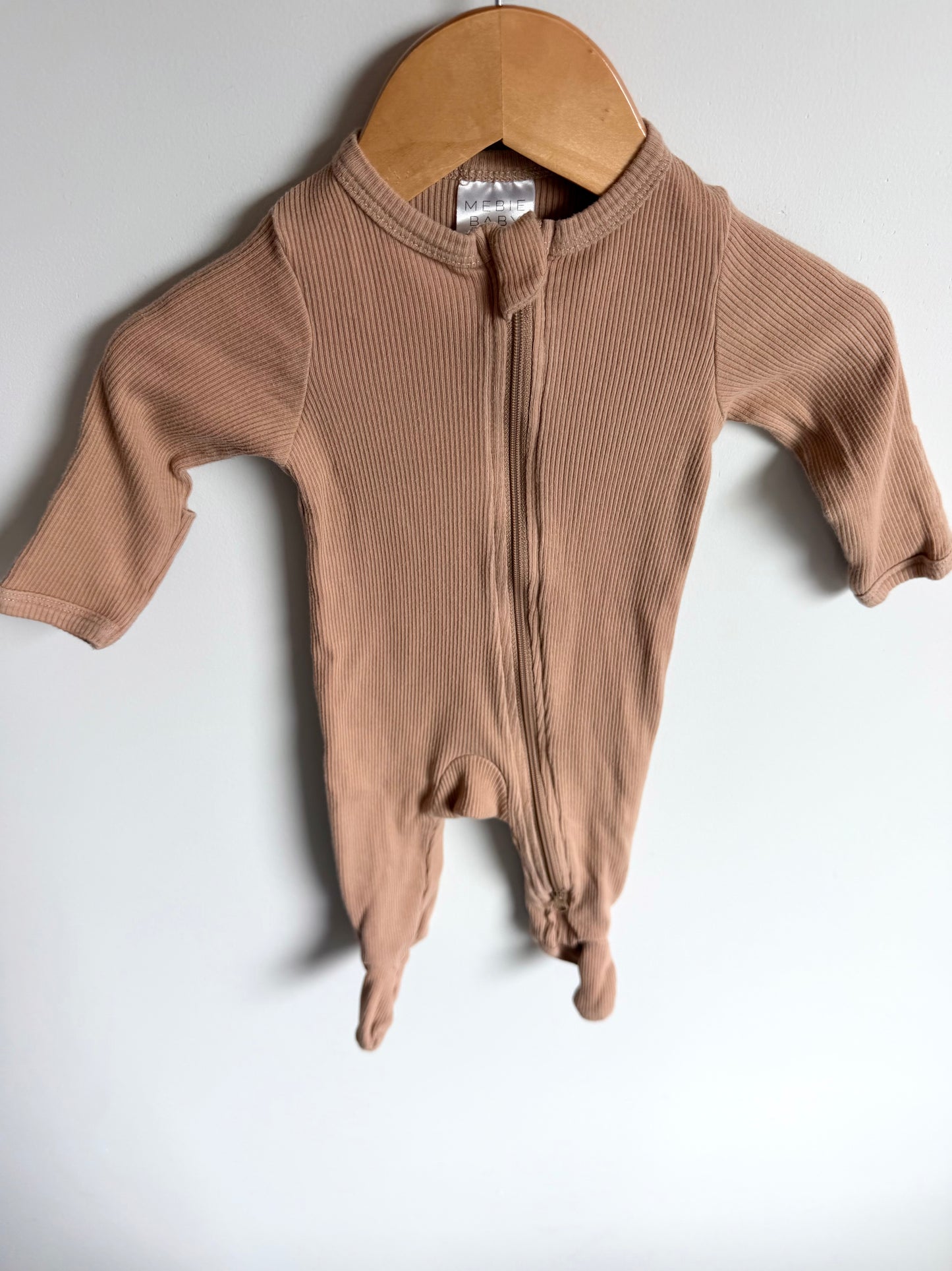 Mebie Baby Ribbed Wheat Footed Sleeper / 0-3m