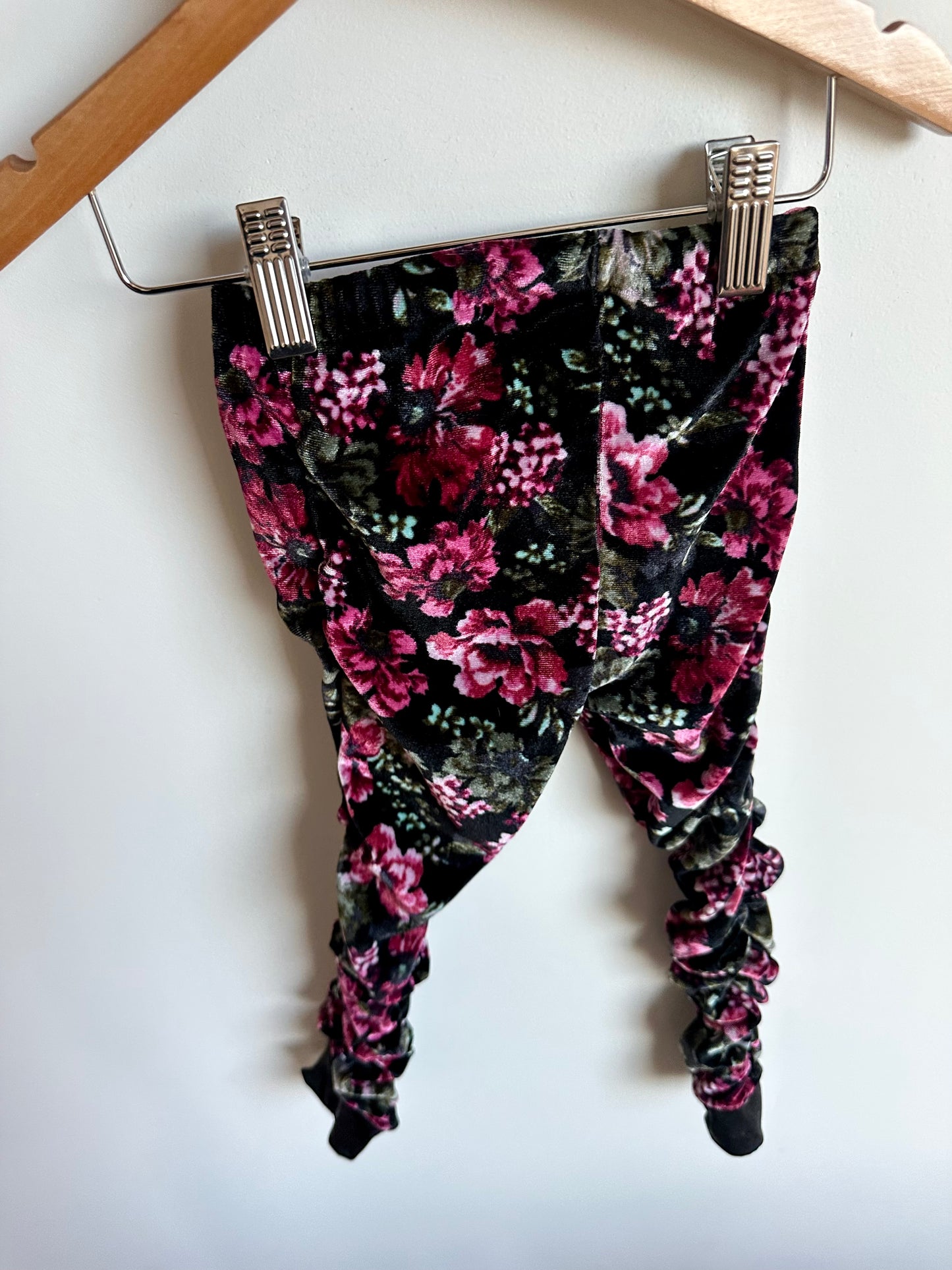 Bright Pink Vintage Floral Leggings / 4-5 years