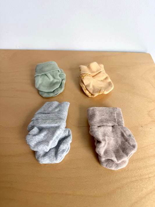 Grey, Taupe, Yellow, Sage Mits / 0m