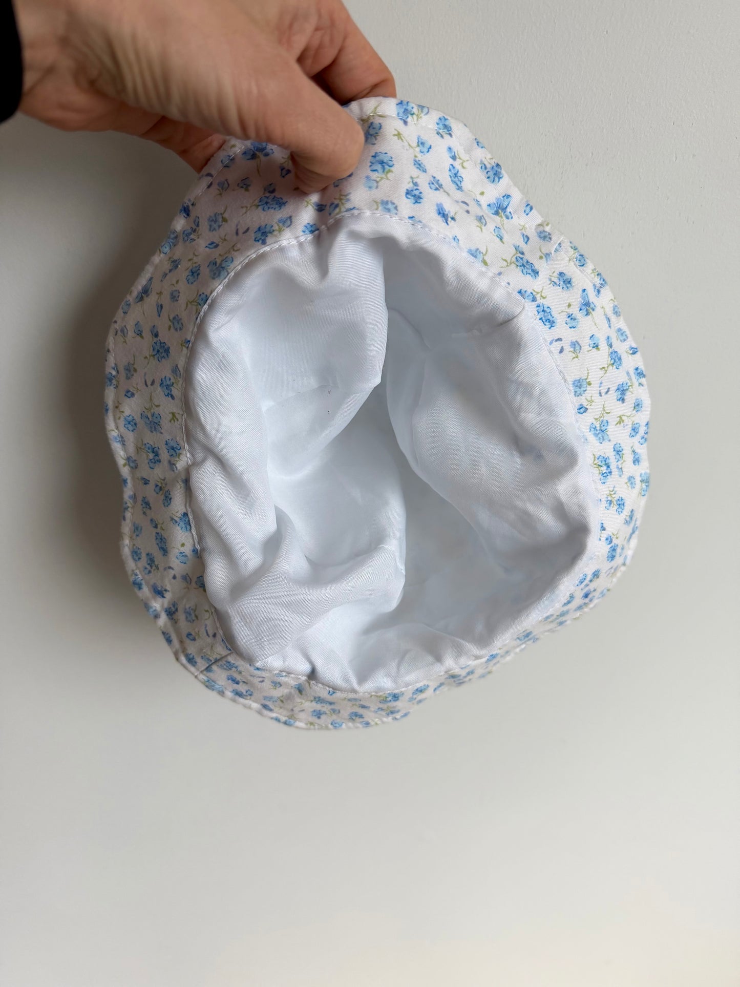 Blue Flower Sun Hat / 2T?