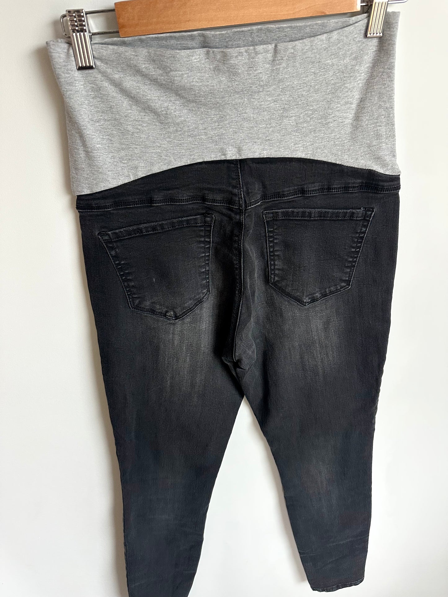 Thyme Slim Fit Dark Jeans / Small