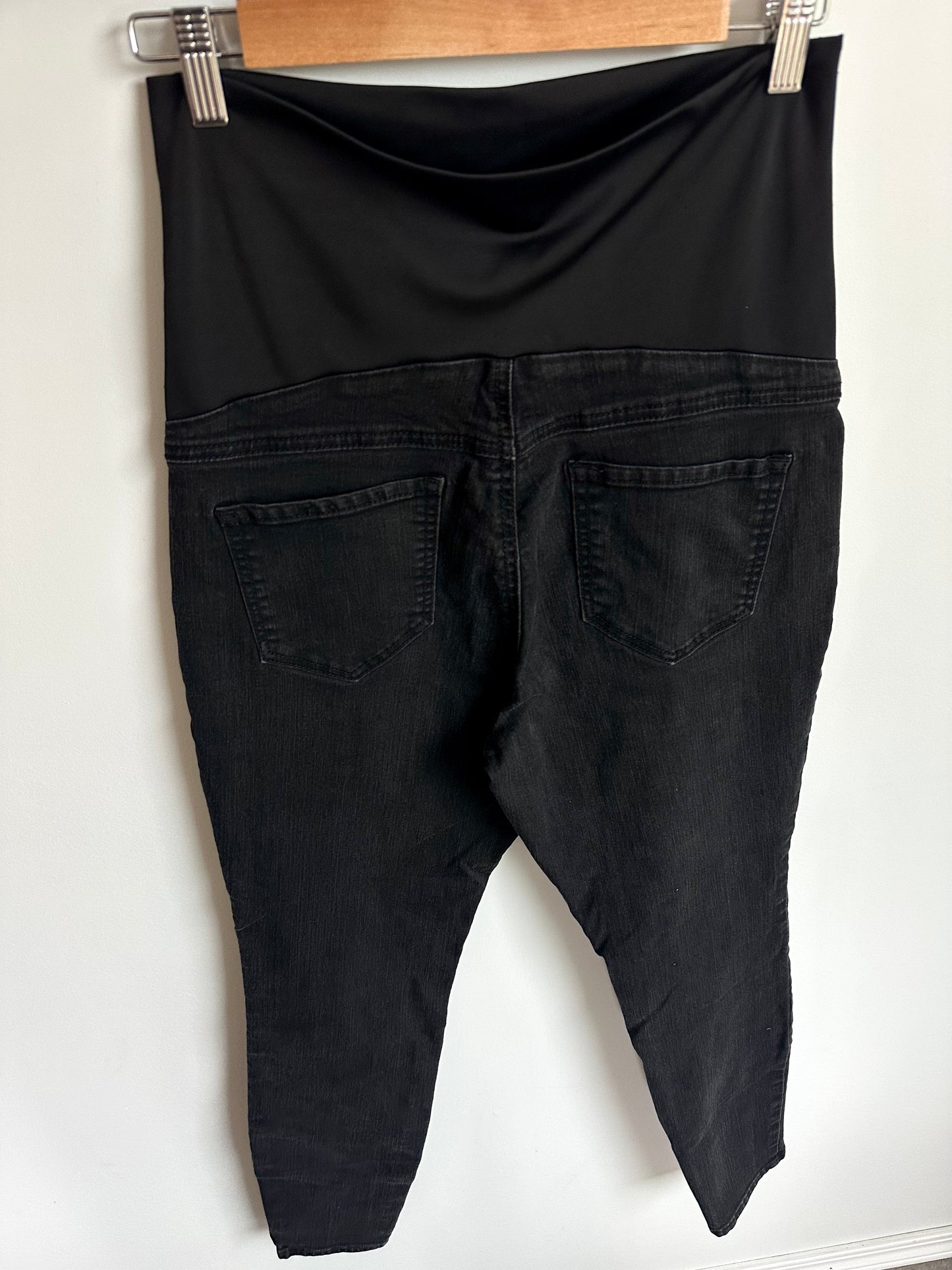Thyme Slim Fit Dark Jeans / Medium