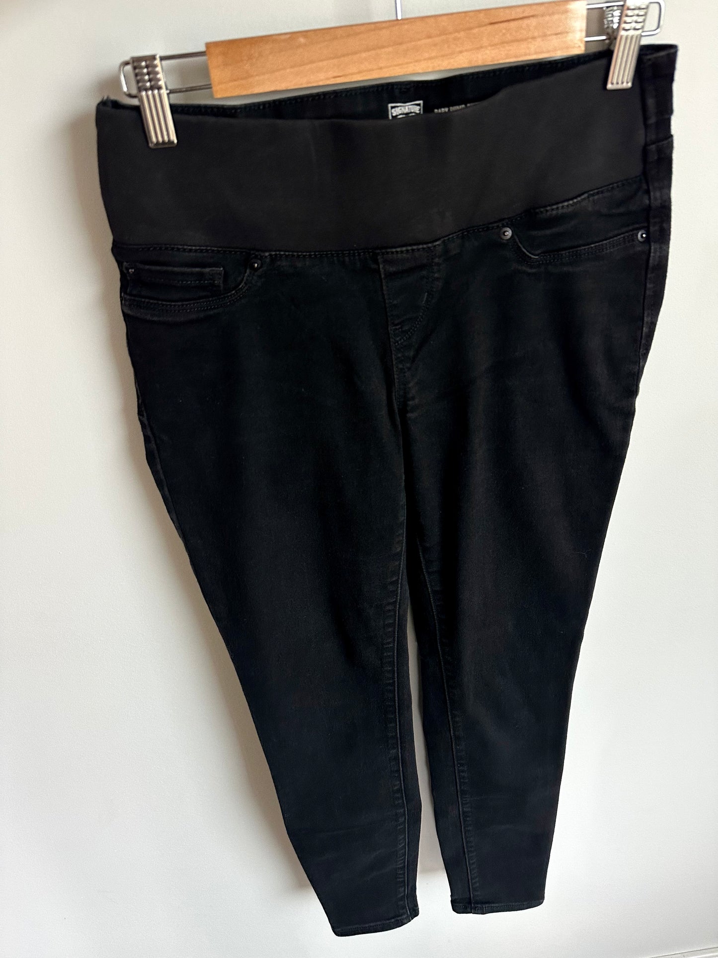 Levi's Dark Baby Bump Skinny Jeans / Small