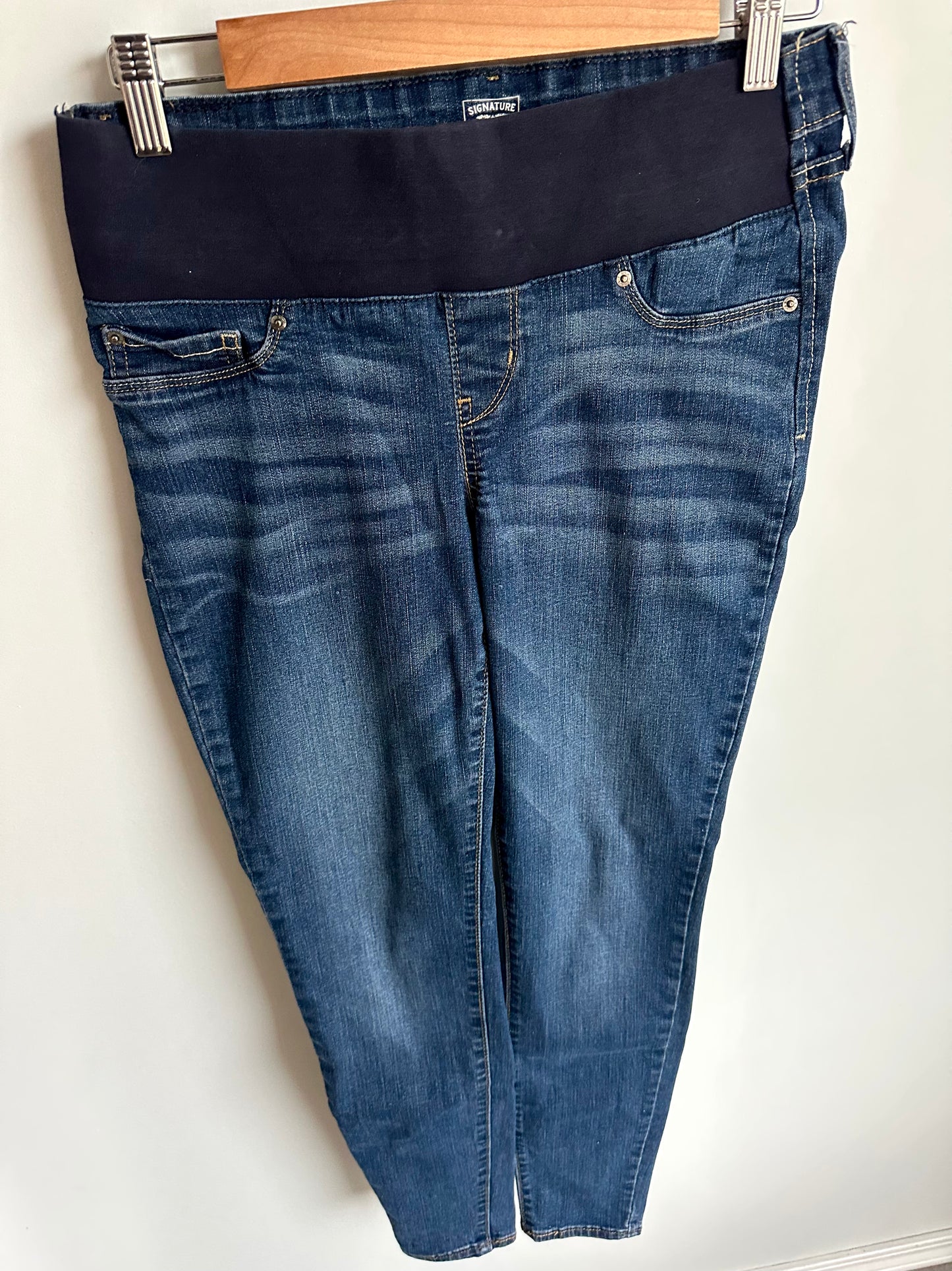 Levi's Baby Bump Skinny Blue Jeans / Small