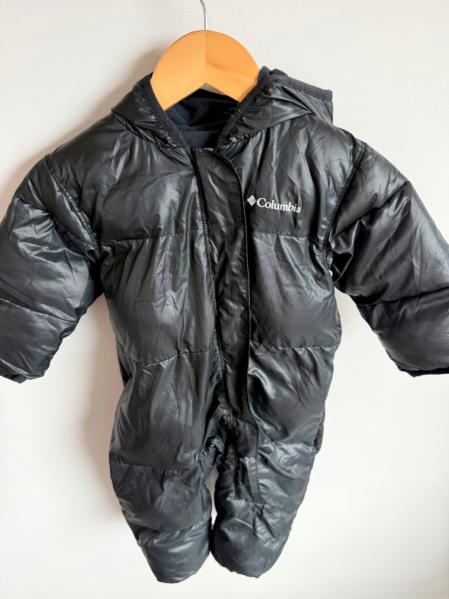 Columbia Black Bunting Suit / 12-18m