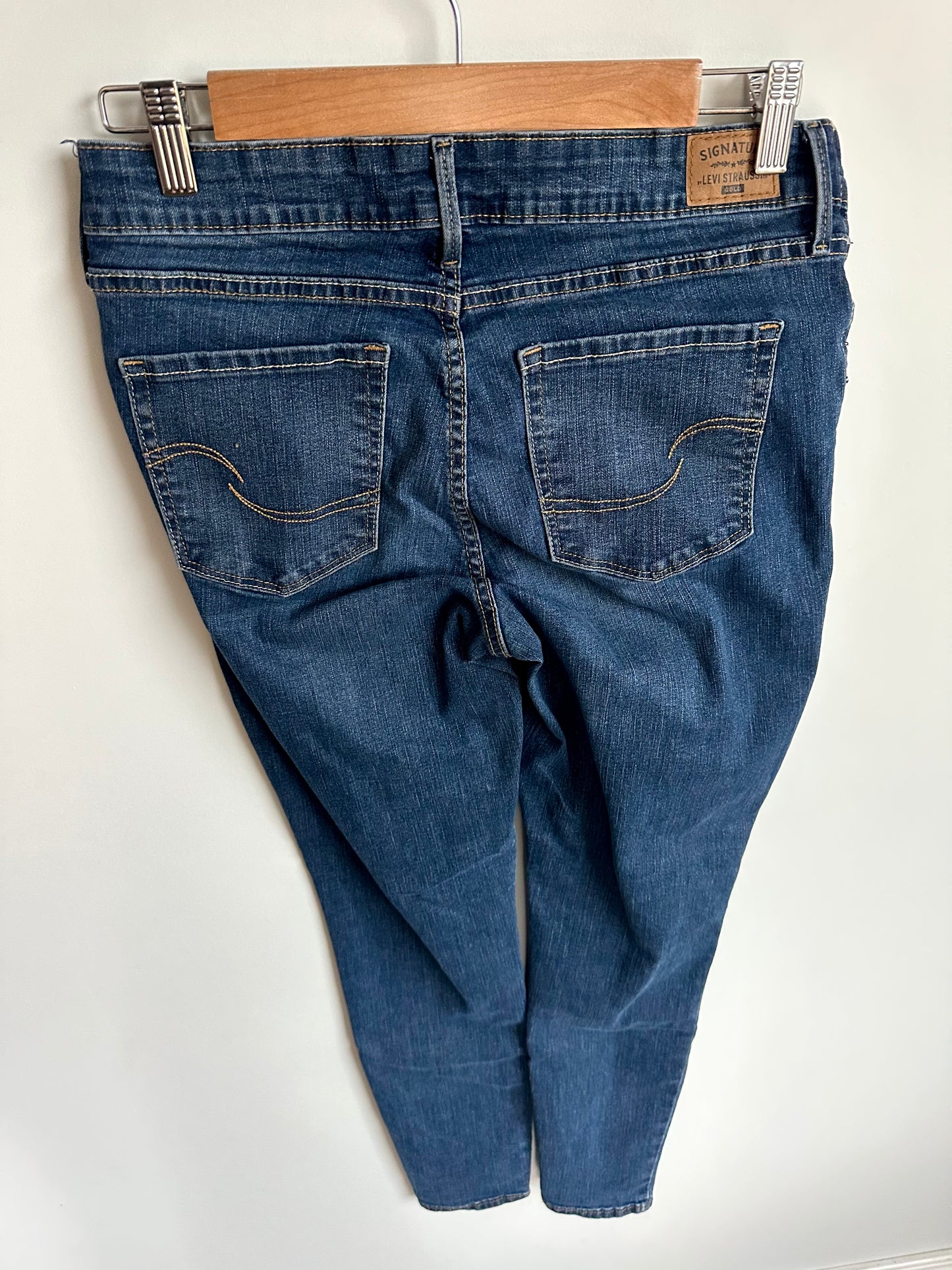 Levi's Baby Bump Skinny Blue Jeans / Small