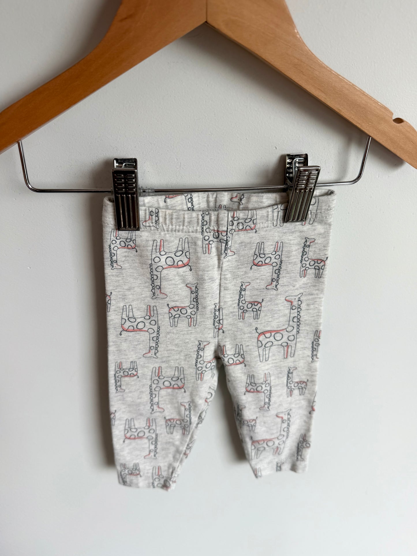Giraffe Pattern Pants / 6m