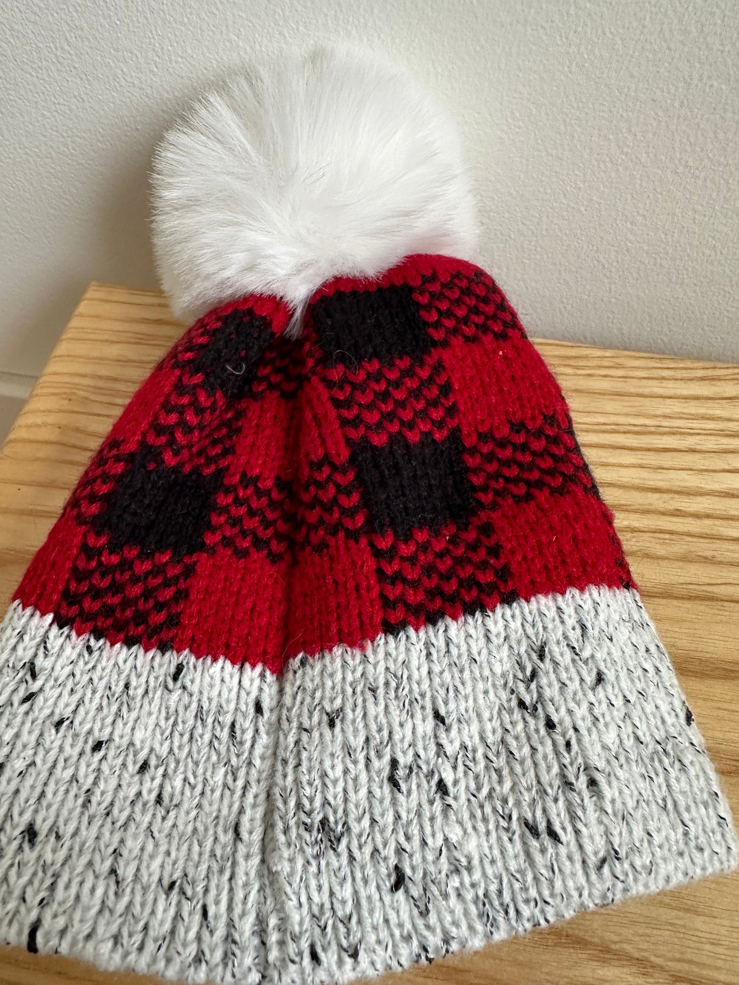 NEW Plaid Beanie with Pom Pom / 6m