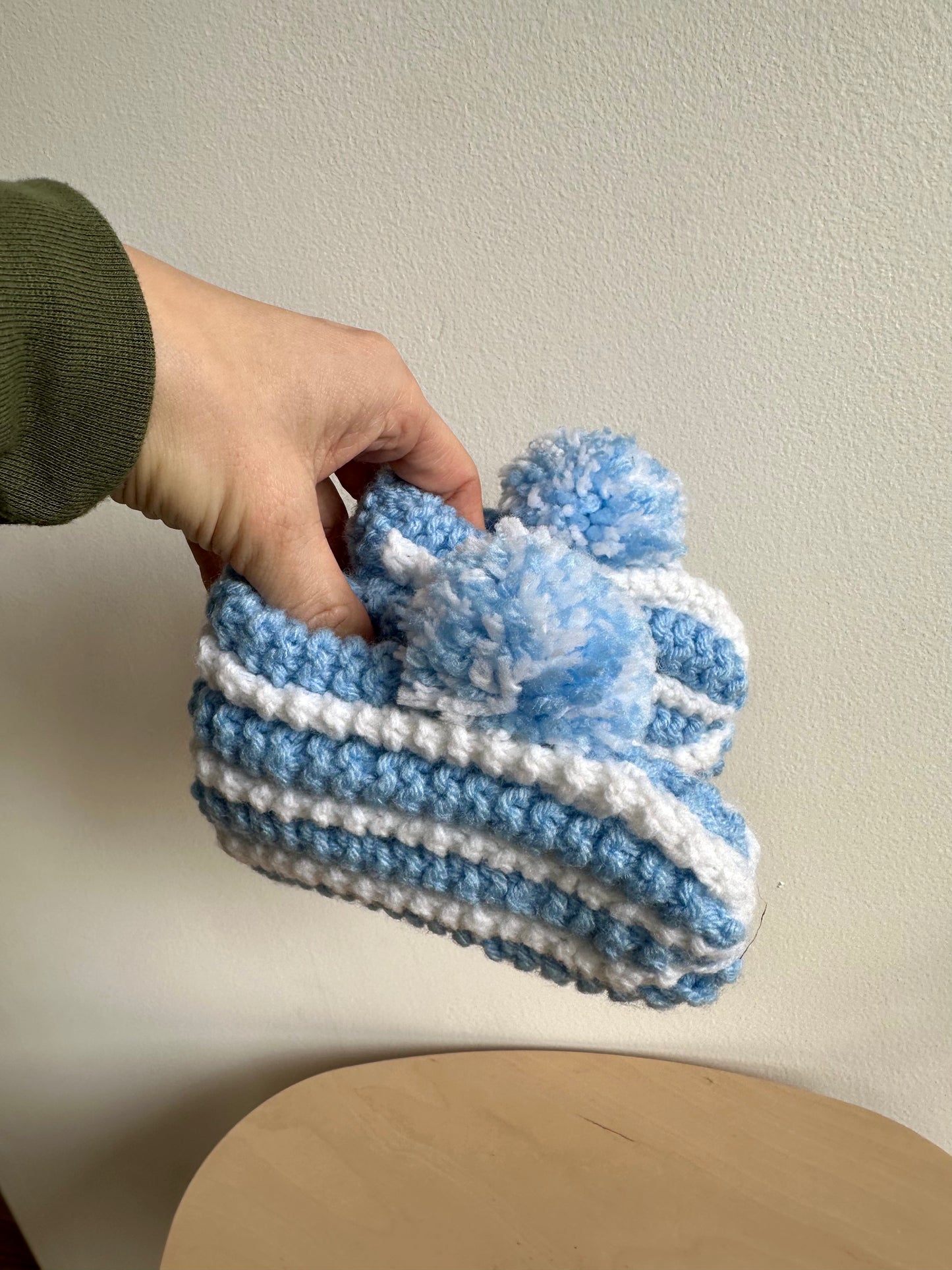 Handmade Knit Blue + White Slippers / 6-12m?