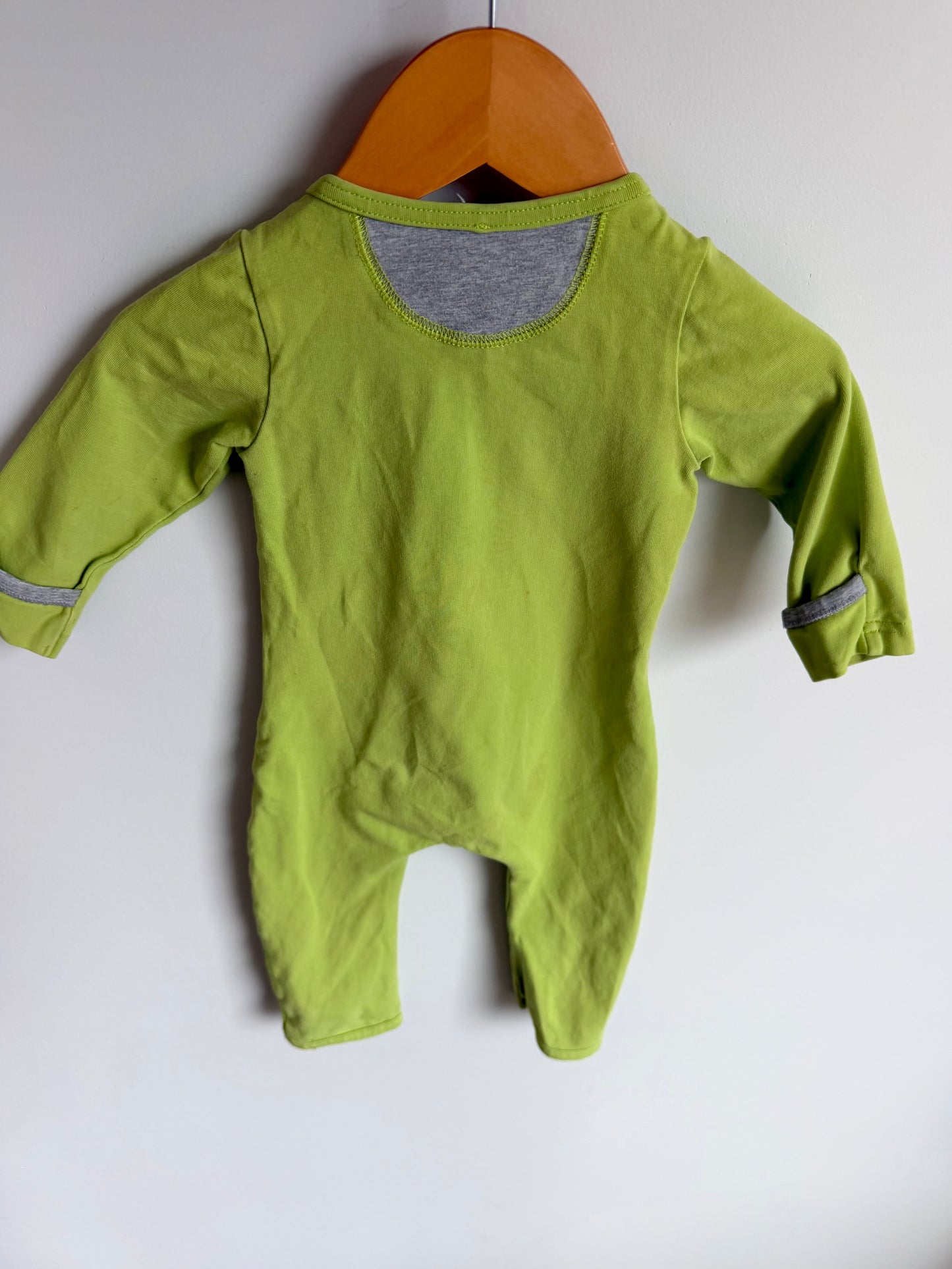 Peekaboo Green Sleeper (PLAY) / 6m?