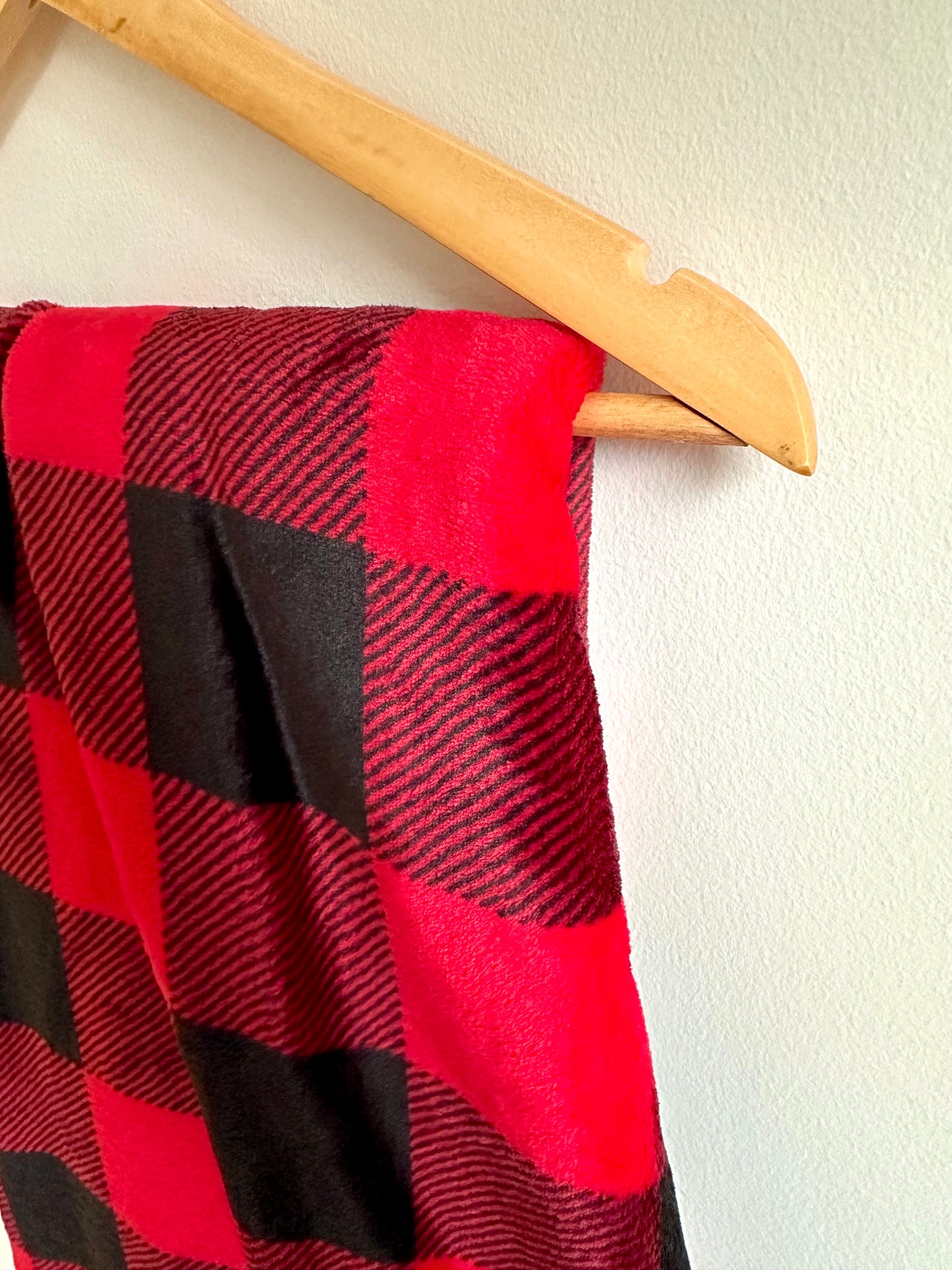 Plaid Large Throw Blanket (No Shipping)