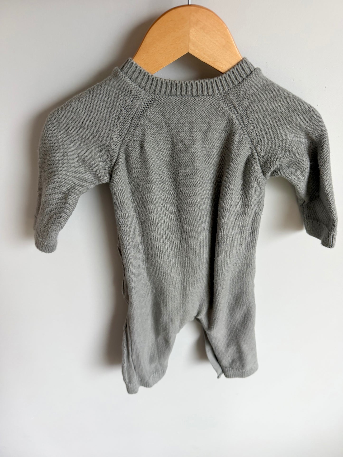 Grey Knit Jumpsuit / 3-6m