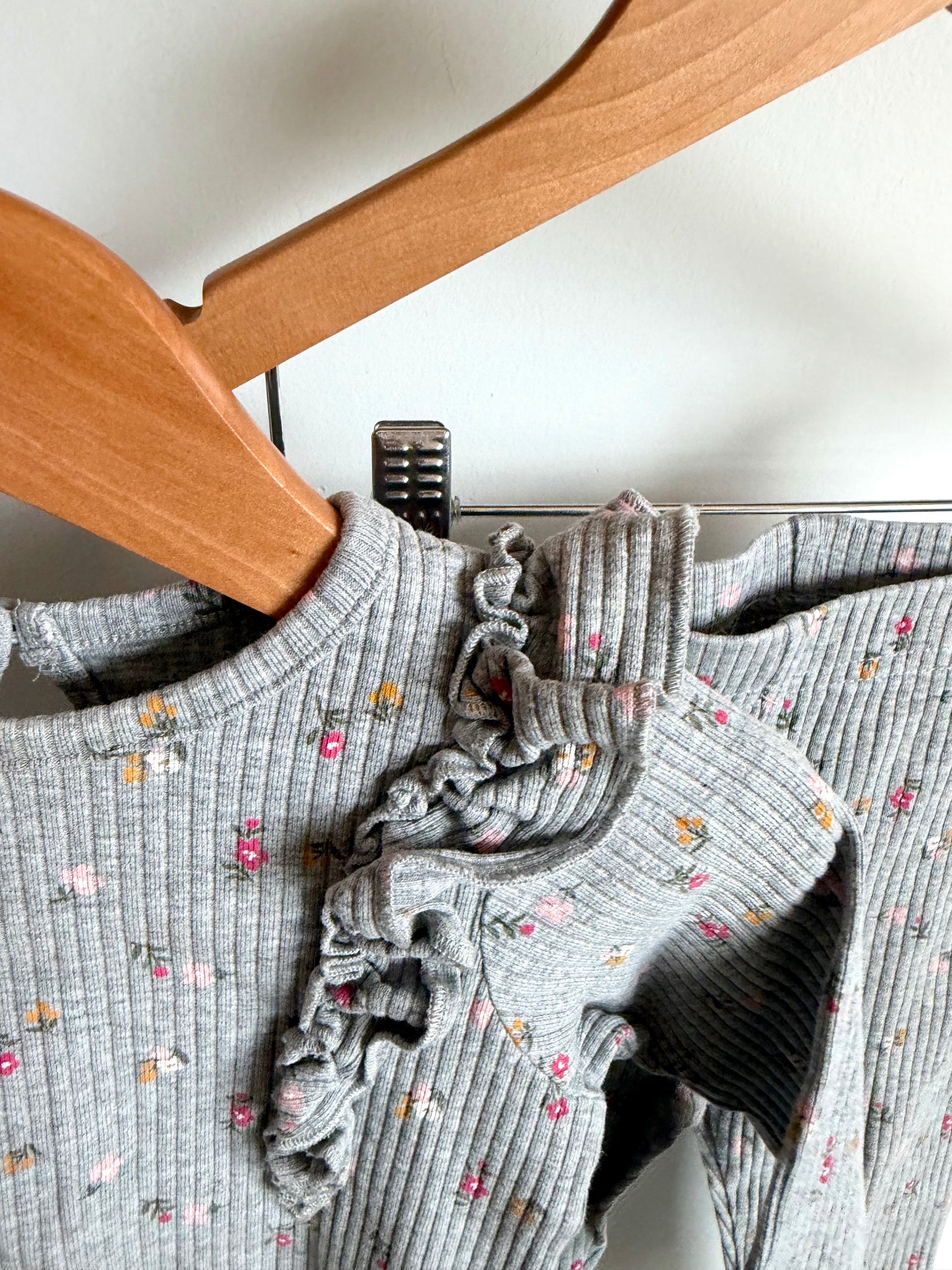 Grey Floral Ribbed Top + Pants Set / 12-18m