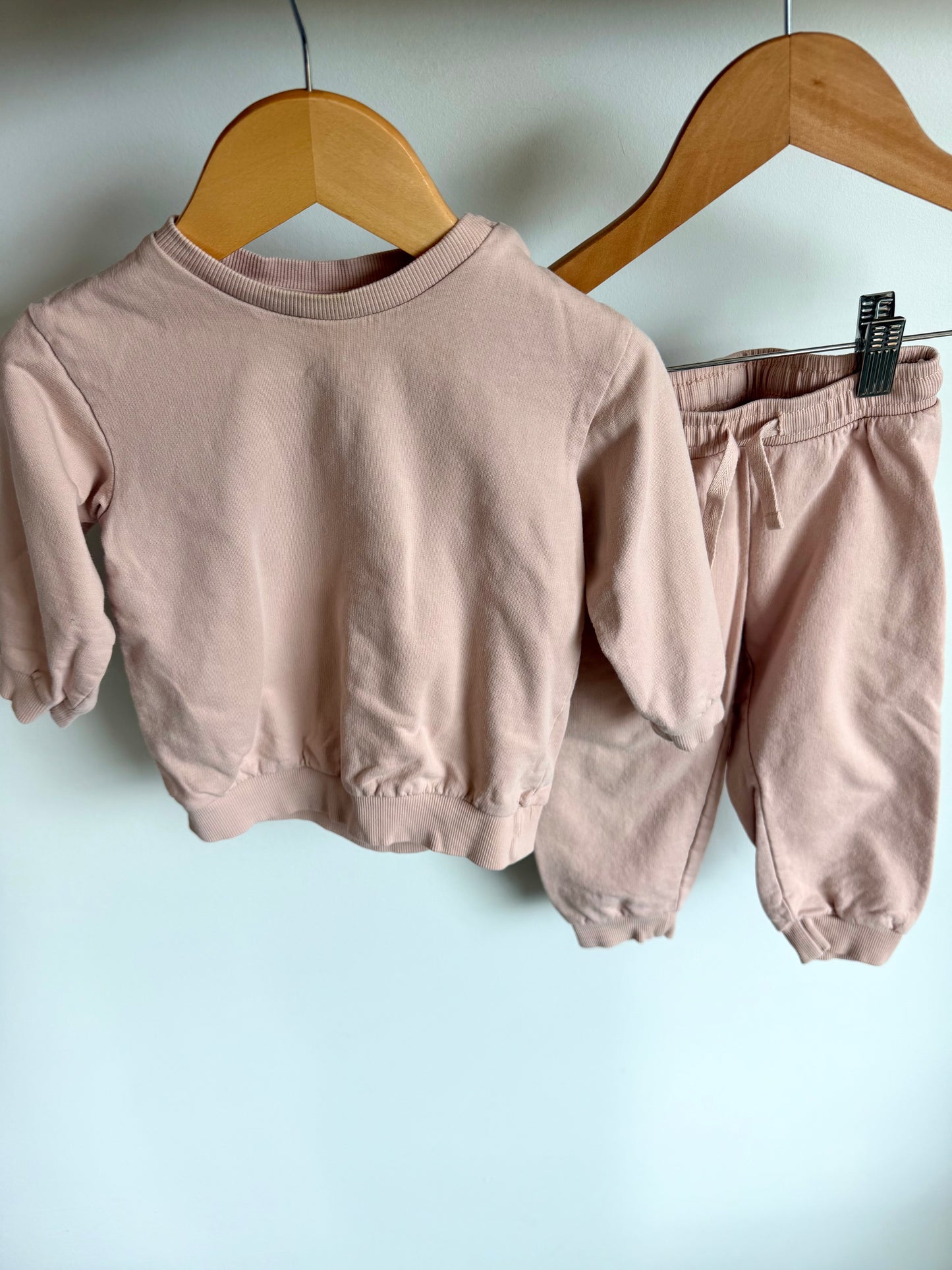 H&M Blush Sweater + Pants Set / 12-18m