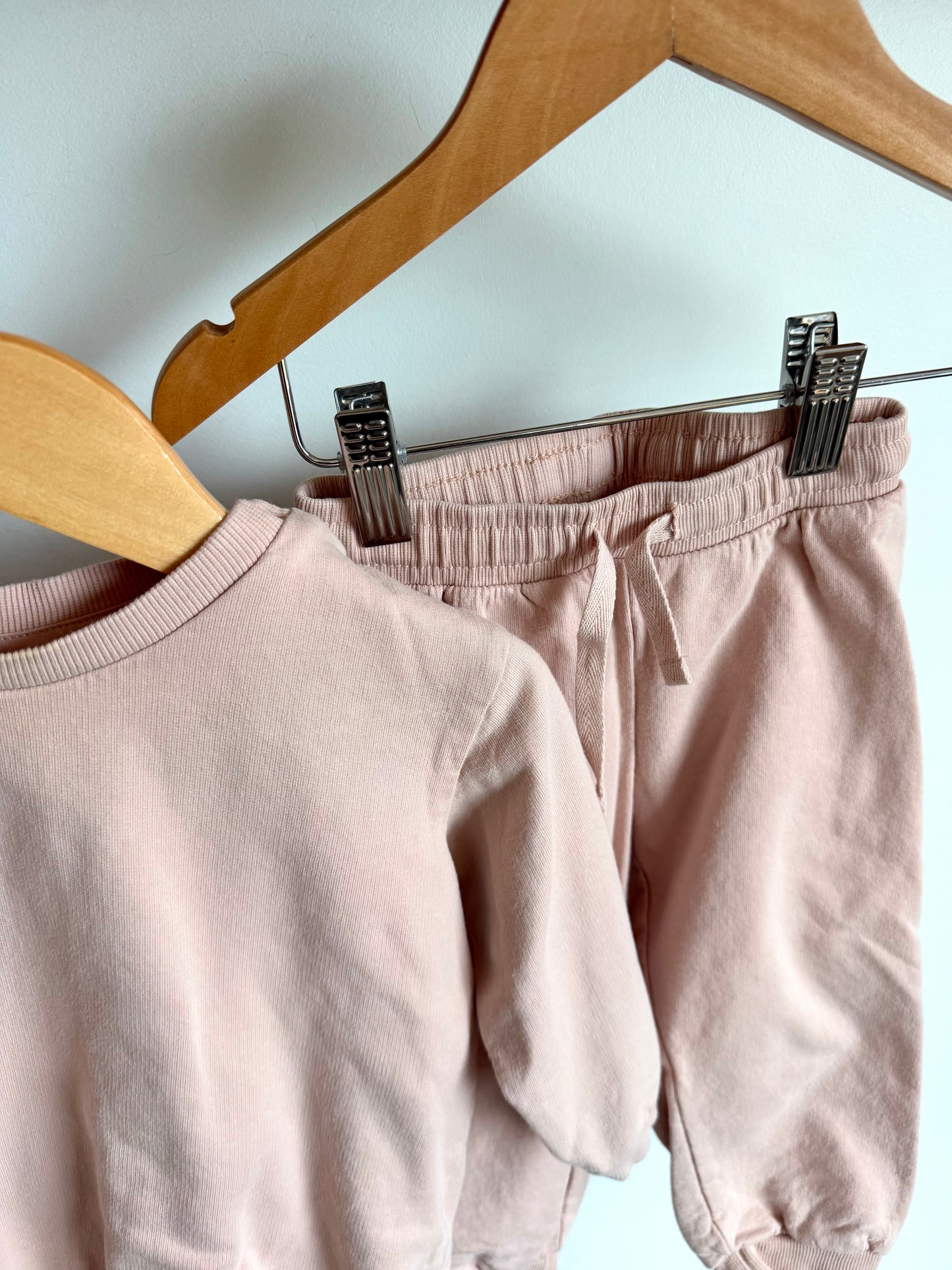 H&M Blush Sweater + Pants Set / 12-18m