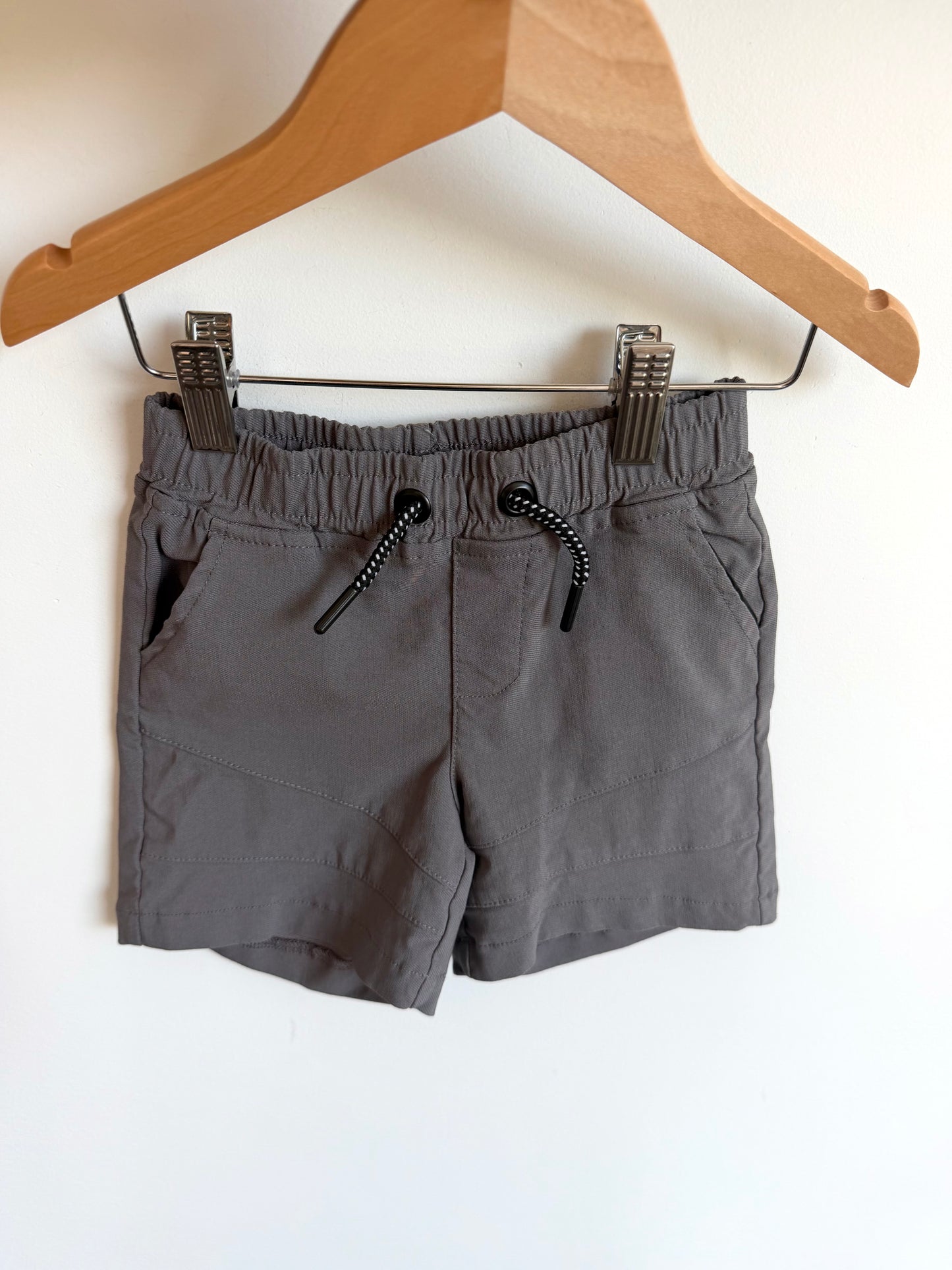 Public Supply co. Grey Shorts / 2T