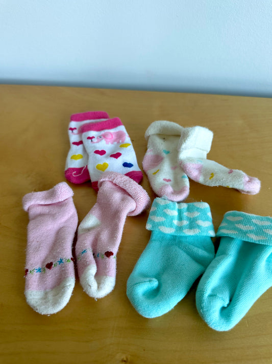 Teal, Elephant, Heart, Pink Socks  / 0-3m?
