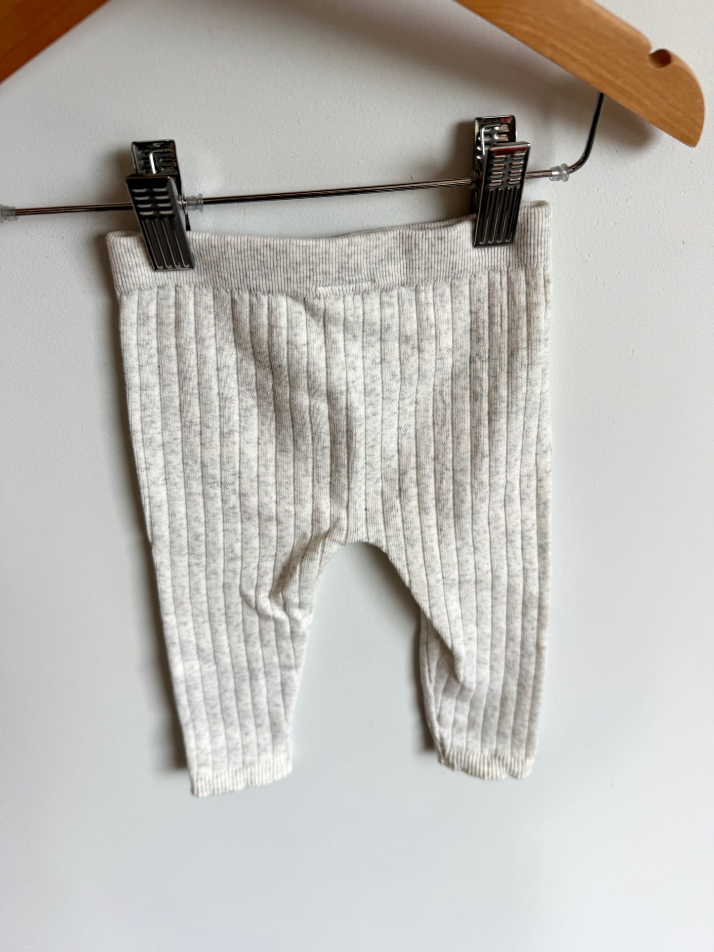 Speckled Cream Leggings / 3-6m
