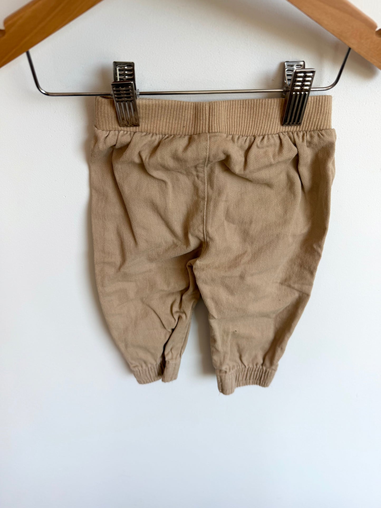 100% Cotton Tan Tapered Pants / 6-9m
