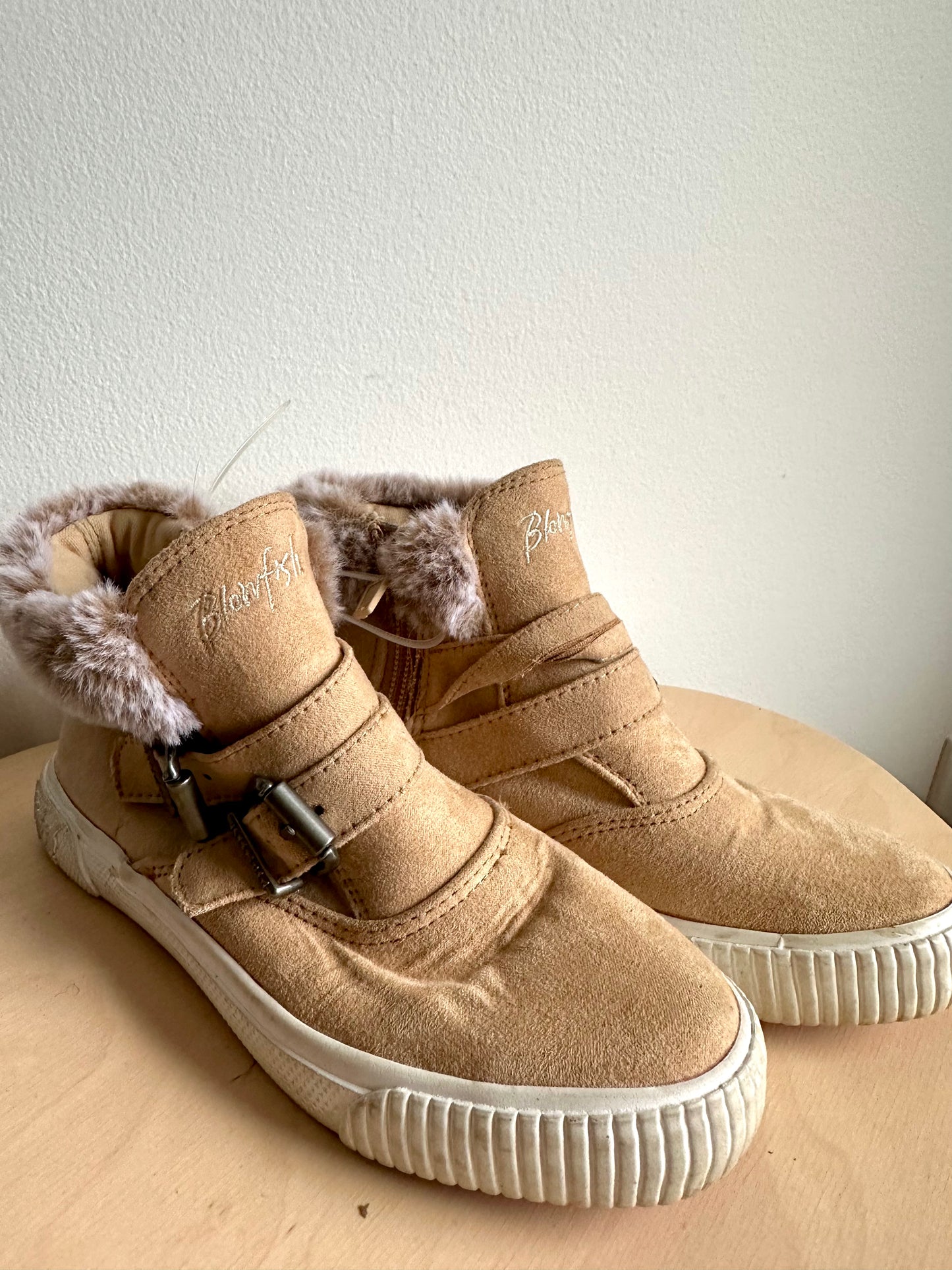 Tan High Top Sneakers / Size 12 (Little Kid) (No Shipping)