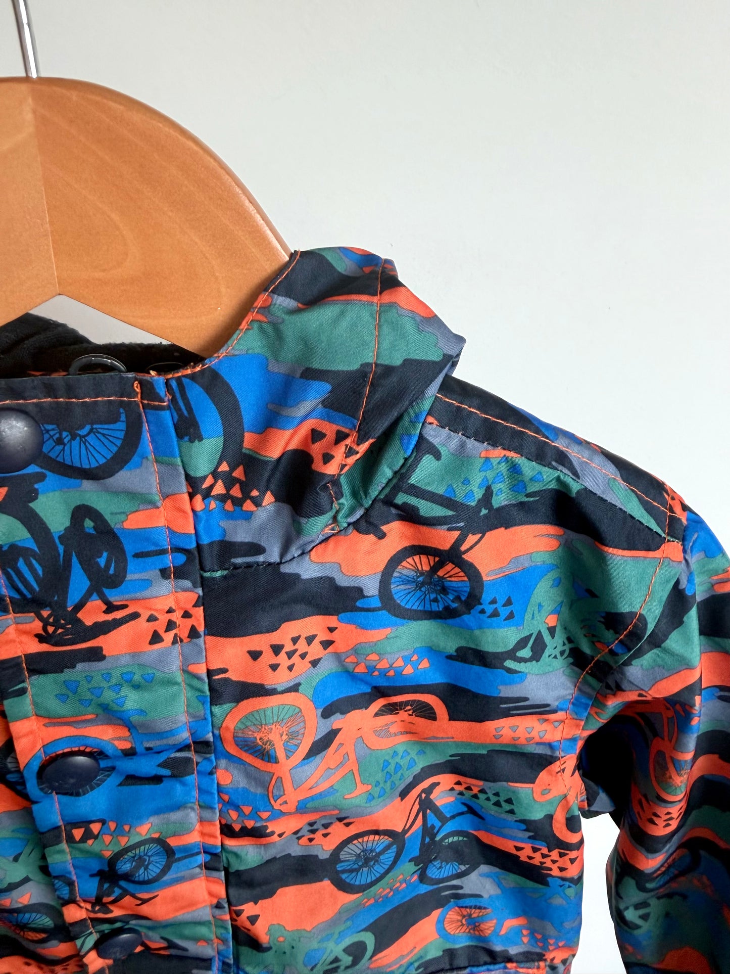 Bicycle Hooded Jacket / 3T