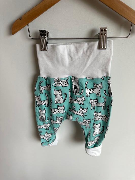 Grow with Me Teal Cat Pants / 0-6m