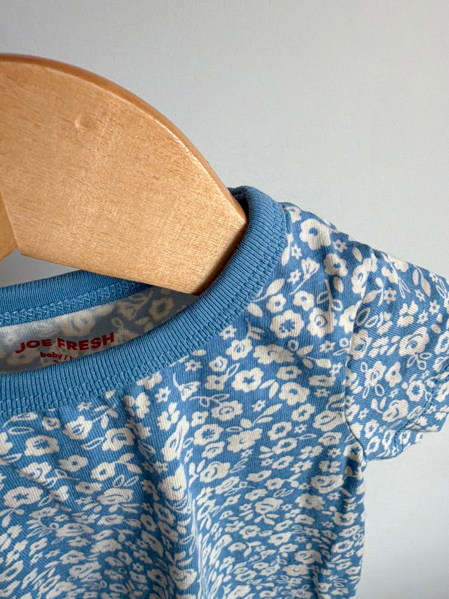 Floral Blue T-Shirt / 3-6m
