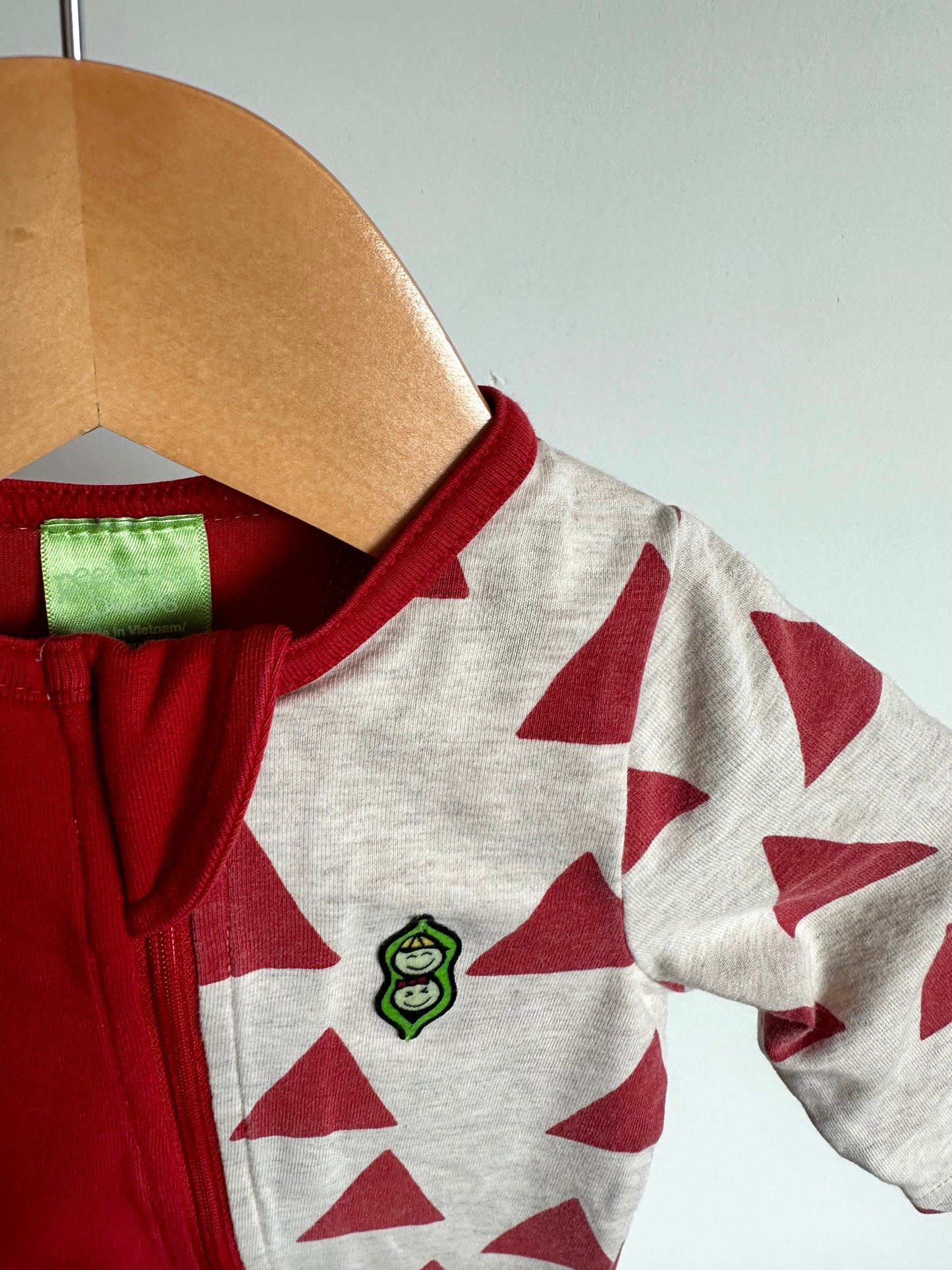 Peekaboo Beans Red Triangle Jumpsuit / 3-6m