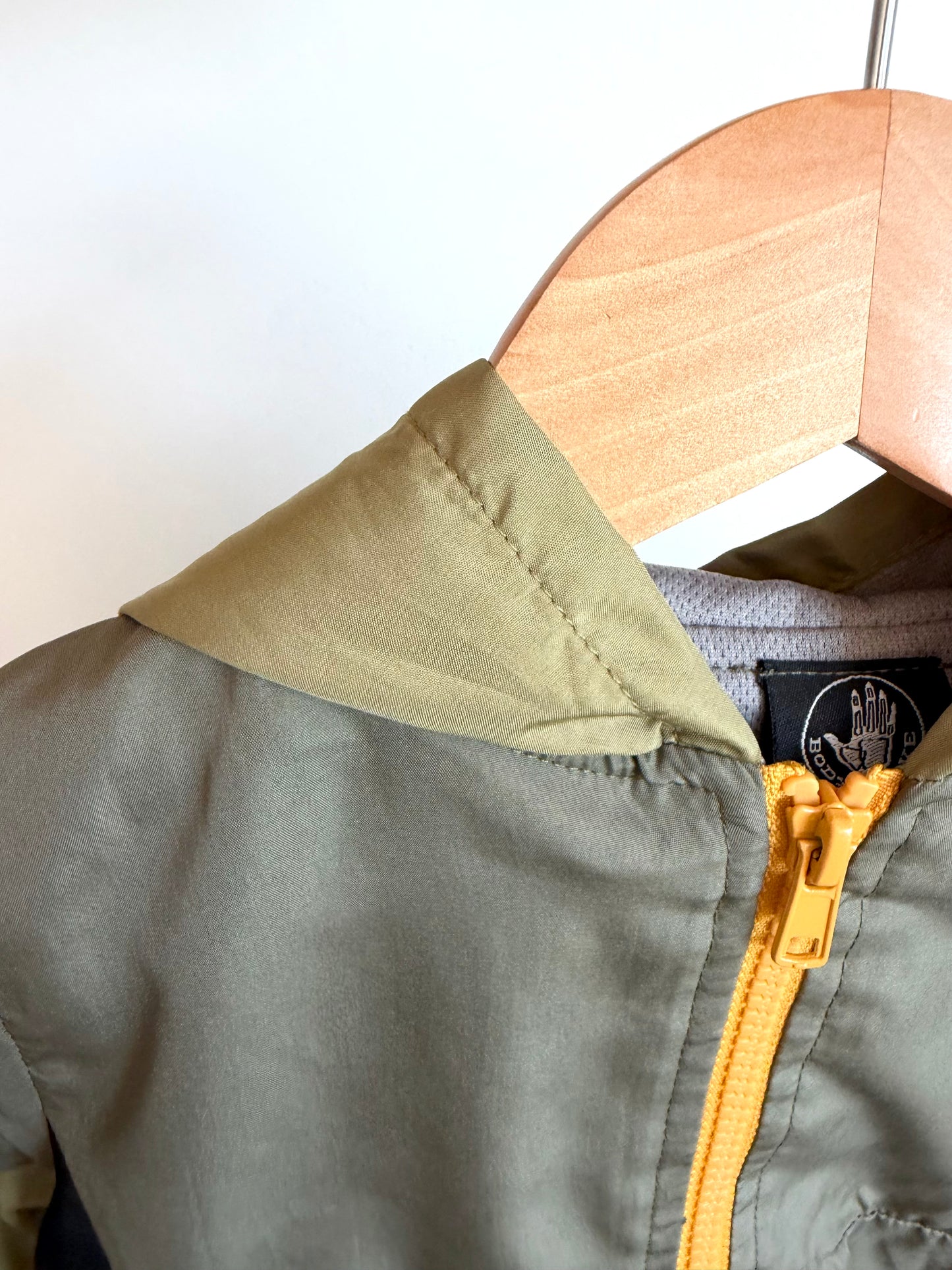 Body Glove Olive Windbreaker / 18m