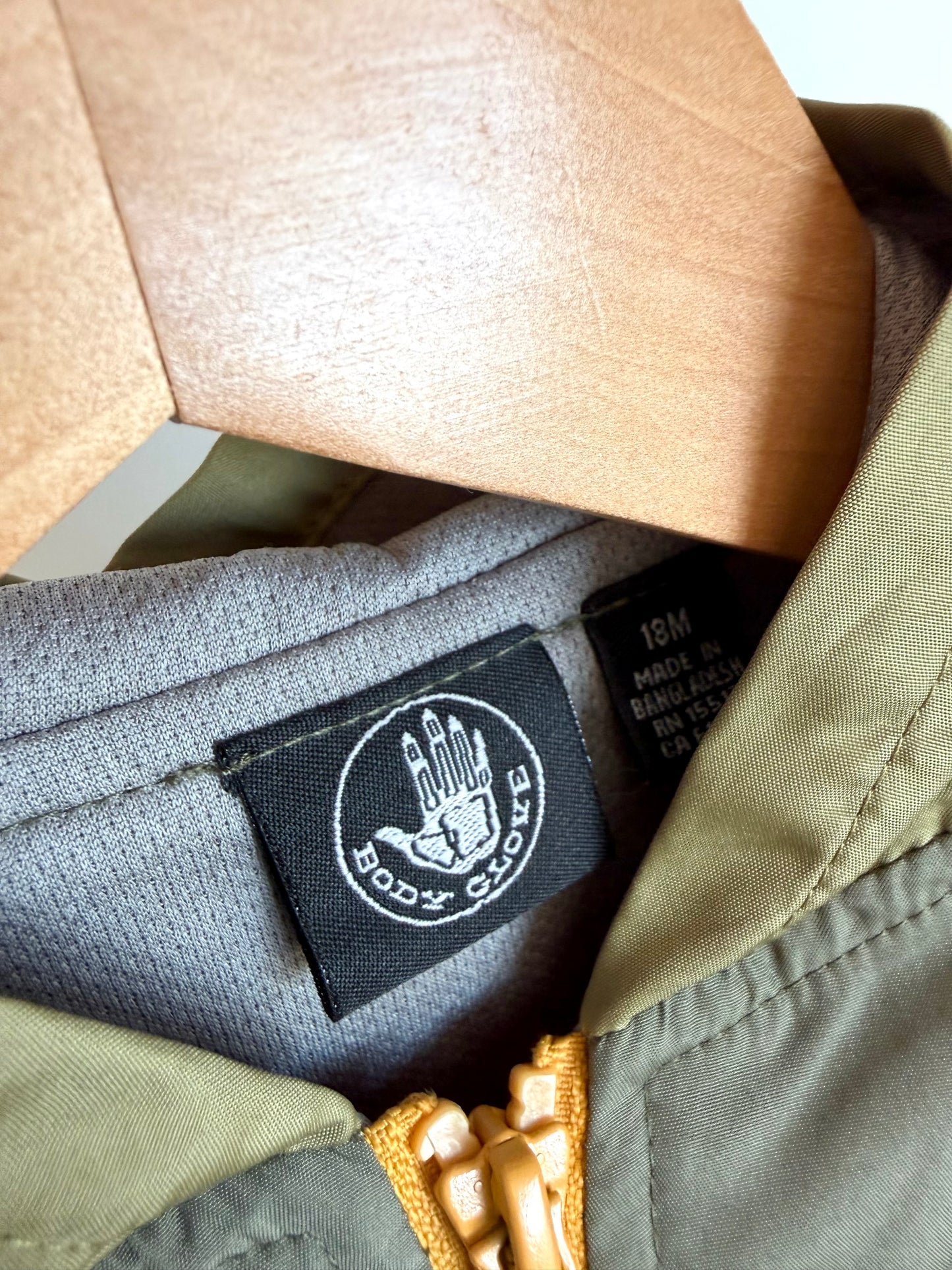Body Glove Olive Windbreaker / 18m